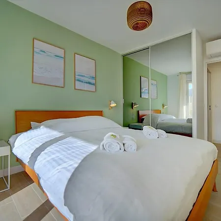Upstays - Renovated- Large Terrace- Ac- Shops Cannes