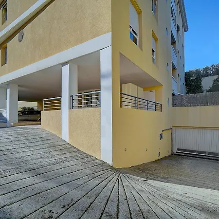 Immogroom- Renovated- Large Terrace- Ac- Shops- Parking 아파트